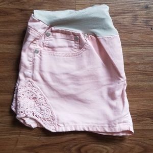 Maternity shorts pink